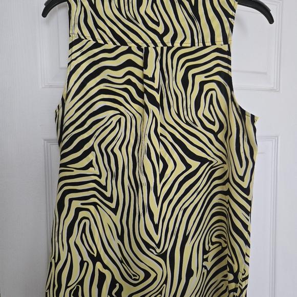 Women's Michael Kors Sleeveless Zebra Print Blouse - Picture 8 of 11